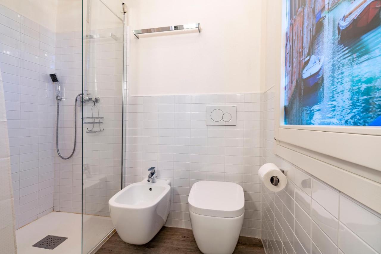 Snug Apartment With Private Courtyard M0270422677 Venezia Eksteriør bilde