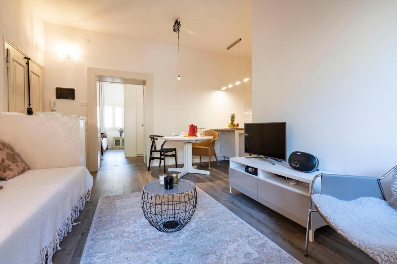 Snug Apartment With Private Courtyard M0270422677 Venezia Eksteriør bilde